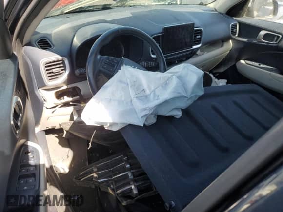 2021 Hyundai Venue Denim with VIN KMHRC8A33MU082709, listed as a Copart auction lot 68217895 with Not provided miles and Salvage title. Bid and sale history available at DreamBid. Image 8.
