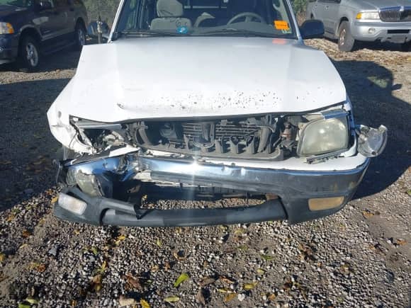 2003 Toyota Tacoma с VIN 5TEVL52N33Z227822, выставлен на аукционе IAAI как лот 43506827 с пробегом 230 709 миль миль и . История ставок и продаж доступна на DreamBid. Изображение 6.