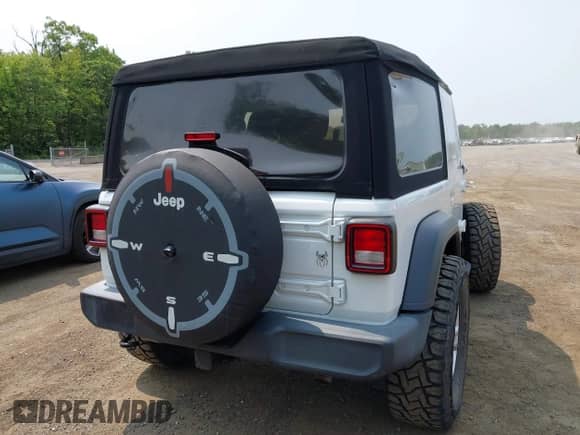 2019 Jeep Wrangler Sport S with VIN 1C4GJXAG0KW552128, listed as a IAAI auction lot 42400023 with 58,131 mi miles and . Bid and sale history available at DreamBid. Image 16.