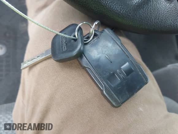 2018 GMC Sierra 1500 with VIN 1GTR1LEC8JZ350188, listed as a IAAI auction lot 41963986 with Not provided miles and . Bid and sale history available at DreamBid. Image 11.