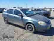 2005 Chevrolet Cobalt с VIN 1G1AK52F957556442, выставлен на аукционе IAAI как лот 42695515 с пробегом 152 677 миль миль и . История ставок и продаж доступна на DreamBid. Изображение 1.