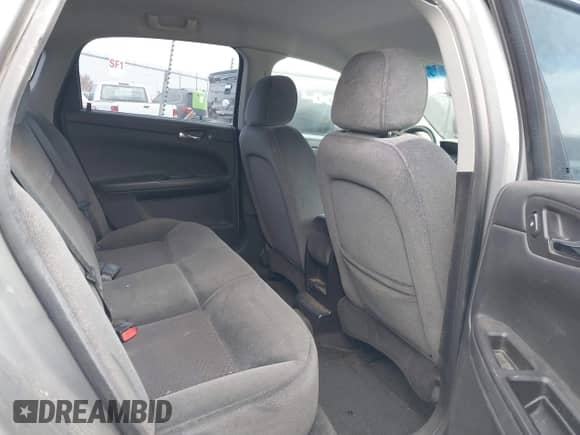 2008 Chevrolet Impala Police Police with VIN 2G1WS553889209128, listed as a IAAI auction lot 41151228 with 152,599 mi miles and . Bid and sale history available at DreamBid. Image 8.