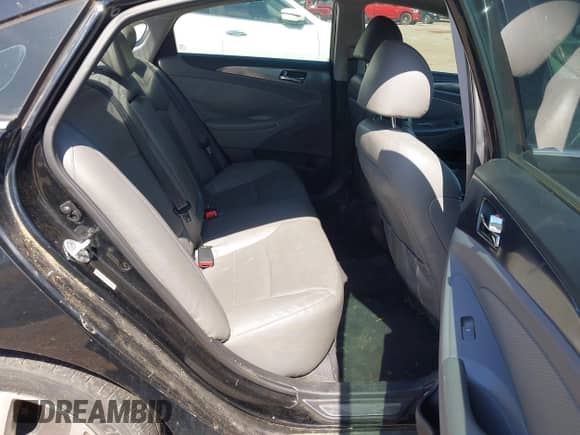 2015 Hyundai Sonata Limited z VIN KMHEC4A47FA136291, wystawiony jako IAAI lot #42679550 z przebiegiem Nie podano mil oraz . Historia ofert i sprzedaży dostępna na DreamBid. Obrazek 8.