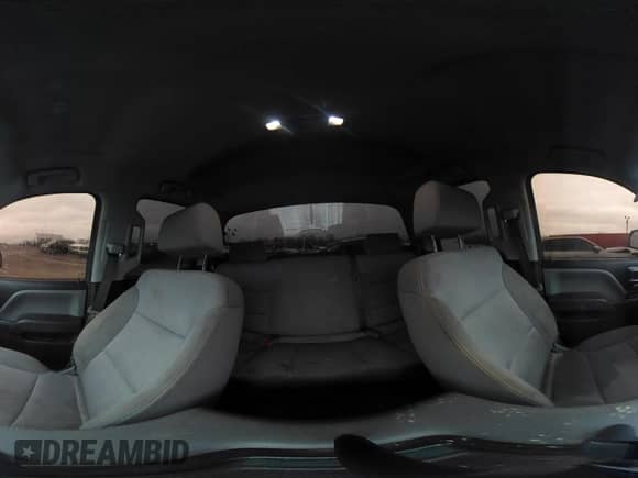 2017 Chevrolet Silverado 1500 Work Truck z VIN 1GCVKNEH0HZ356502, wystawiony jako IAAI lot #41367789 z przebiegiem 83 819 mil mil oraz . Historia ofert i sprzedaży dostępna na DreamBid. Obrazek 18.