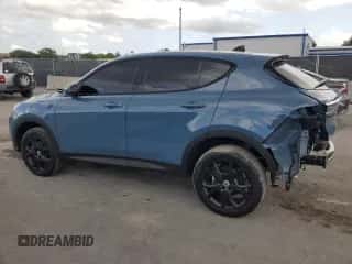 2024 Dodge Hornet GT z VIN ZACNDFAN3R3A38487, wystawiony jako Copart lot #52619355 z przebiegiem 8 983 mil mil oraz Nie do naprawy • Non repairable. Historia ofert i sprzedaży dostępna na DreamBid. Obrazek 2.