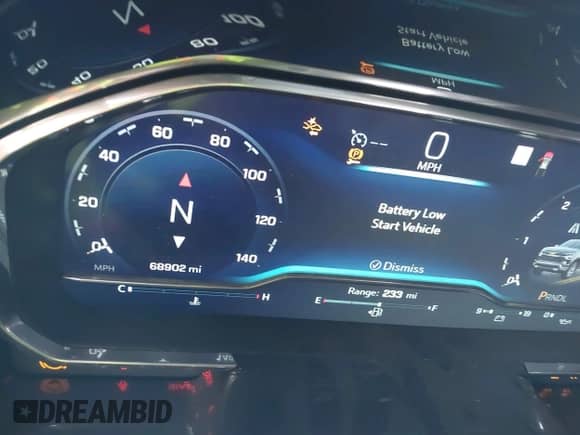 2022 Chevrolet Silverado 1500 RST z VIN 3GCUDEETXNG583752, wystawiony jako IAAI lot #41809678 z przebiegiem 68 902 mil mil oraz . Historia ofert i sprzedaży dostępna na DreamBid. Obrazek 7.