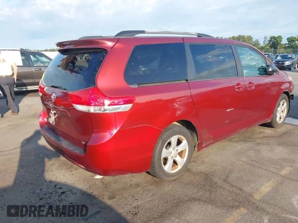 2013 Toyota Sienna LE AAS with VIN 5TDKK3DC4DS393304, listed as a IAAI auction lot 43157223 with 126,460 mi miles and . Bid and sale history available at DreamBid. Image 4.