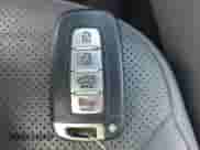 2014 Hyundai Sonata z VIN KMHEC4A47EA112913, wystawiony jako IAAI lot #43081223 z przebiegiem 188 132 mil mil oraz . Historia ofert i sprzedaży dostępna na DreamBid. Obrazek 11.