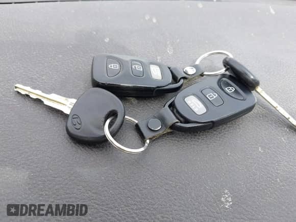 2009 Hyundai Sonata GLS с VIN 5NPET46C59H575300, выставлен на аукционе IAAI как лот 43253682 с пробегом Не указан миль и . История ставок и продаж доступна на DreamBid. Изображение 11.