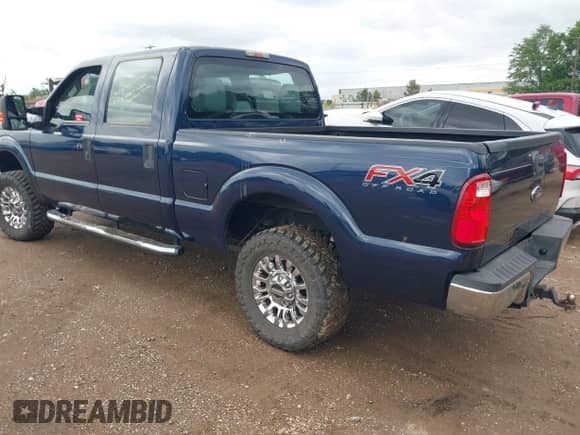 2013 Ford F-250 XL с VIN 1FT7W2B63DEA55156, выставлен на аукционе IAAI как лот 42073958 с пробегом 117 464 миль миль и . История ставок и продаж доступна на DreamBid. Изображение 3.