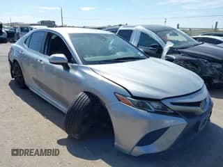 2019 Toyota Camry SE z VIN 4T1B11HK1KU163085, wystawiony jako IAAI lot #43000737 z przebiegiem 206 171 mil mil oraz . Historia ofert i sprzedaży dostępna na DreamBid. Obrazek 1.