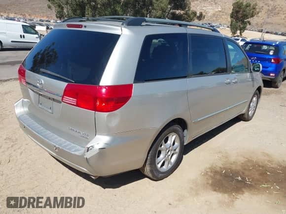 2004 Toyota Sienna XLE z VIN 5TDZA22C24S122885, wystawiony jako IAAI lot #42719817 z przebiegiem 176 650 mil mil oraz . Historia ofert i sprzedaży dostępna na DreamBid. Obrazek 4.