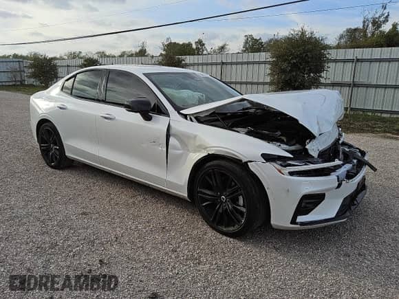 2024 Volvo S60 Plus Black Edition с VIN 7JRL12FH9RG298119, выставлен на аукционе Copart как лот 81103614 с пробегом 25 617 миль миль и На запчасти • Non repairable. История ставок и продаж доступна на DreamBid. Изображение 4.