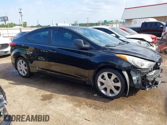 2012 Hyundai Elantra GLS с VIN KMHDH4AE1CU418670, выставлен на аукционе IAAI как лот 42323145 с пробегом 142 094 миль миль и . История ставок и продаж доступна на DreamBid. Изображение 13.