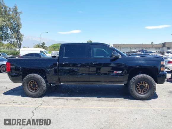 2015 Chevrolet Silverado 1500 LTZ с VIN 3GCUKSEC2FG360756, выставлен на аукционе IAAI как лот 42692056 с пробегом 87 042 миль миль и . История ставок и продаж доступна на DreamBid. Изображение 14.
