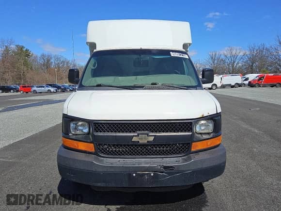 2014 Chevrolet Express Commercial с VIN 1GB0G2CG6E1210804, выставлен на аукционе Copart как лот 46897215 с пробегом 216 635 миль миль и Чистый • Clean title. История ставок и продаж доступна на DreamBid. Изображение 5.
