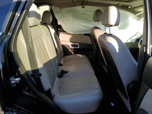 2014 Chevrolet Captiva Sport LTZ z VIN 3GNAL4EK6ES569410, wystawiony jako Copart lot #79771094 z przebiegiem 142 157 mil mil oraz Szkoda całkowita • Salvage title. Historia ofert i sprzedaży dostępna na DreamBid. Obrazek 11.