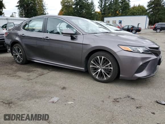 2019 Toyota Camry SE z VIN 4T1B11HK0KU207285, wystawiony jako Copart lot #82714065 z przebiegiem 57 939 mil mil oraz Szkoda całkowita • Salvage title. Historia ofert i sprzedaży dostępna na DreamBid. Obrazek 4.