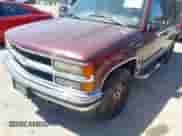 1995 Chevrolet Tahoe z VIN 1GNEK13K2SJ424433, wystawiony jako IAAI lot #42455752 z przebiegiem 221 469 mil mil oraz . Historia ofert i sprzedaży dostępna na DreamBid. Obrazek 14.