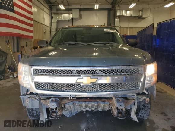 2012 Chevrolet Silverado 1500 LT z VIN 1GCPKSE76CF197008, wystawiony jako Copart lot #90118915 z przebiegiem 194 510 mil mil oraz Szkoda całkowita • Salvage title. Historia ofert i sprzedaży dostępna na DreamBid. Obrazek 5.