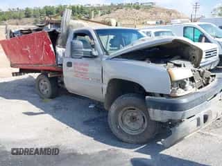 2005 Chevrolet Silverado 2500HD Work Truck with VIN 1GCHC24U15E252823, listed as a IAAI auction lot 43307579 with Not provided miles and . Bid and sale history available at DreamBid. Image 1.