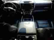 2019 Ram 1500 Laramie z VIN 1C6SRFDT3KN577222, wystawiony jako Copart lot #70502125 z przebiegiem 120 417 mil mil oraz Nie do naprawy • Non repairable. Historia ofert i sprzedaży dostępna na DreamBid. Obrazek 8.