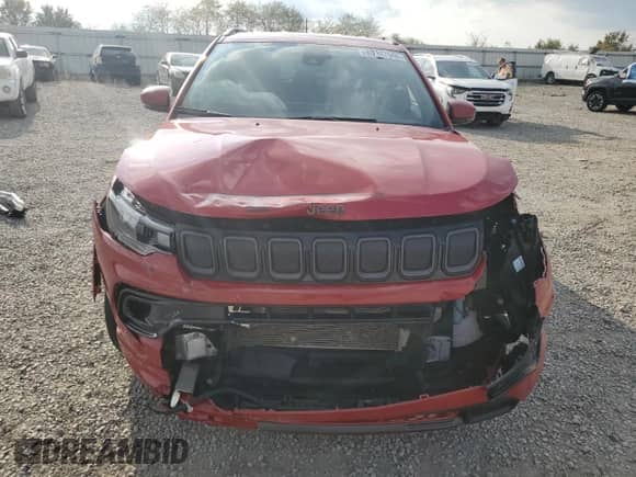 2022 Jeep Compass (RED) Edition with VIN 3C4NJDCB6NT131984, listed as a Copart auction lot 80147565 with 34,972 mi miles and Salvage title. Bid and sale history available at DreamBid. Image 5.