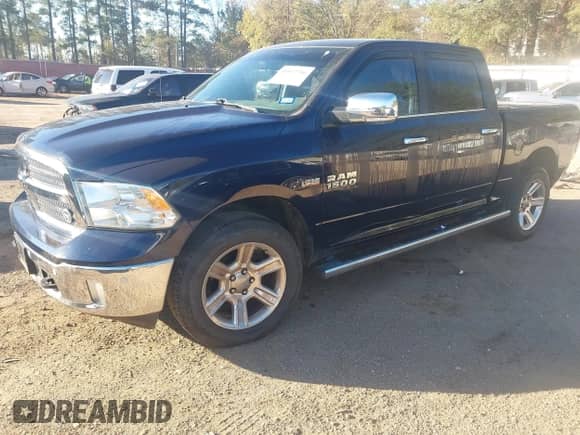 2018 Ram 1500 Big Horn with VIN 1C6RR7LT8JS242317, listed as a IAAI auction lot 40872786 with 84,252 mi miles and . Bid and sale history available at DreamBid. Image 2.