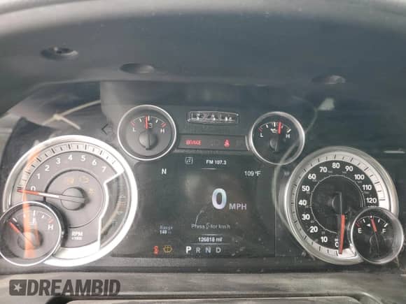 2016 Ram 1500 Big Horn z VIN 1C6RR6LT1GS136228, wystawiony jako Copart lot #66404115 z przebiegiem 126 818 mil mil oraz Szkoda całkowita • Salvage title. Historia ofert i sprzedaży dostępna na DreamBid. Obrazek 9.