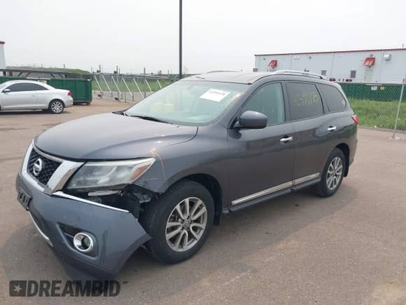 2014 Nissan Pathfinder S with VIN 5N1AR2MM9EC716447, listed as a IAAI auction lot 42395378 with 112,245 mi miles and . Bid and sale history available at DreamBid. Image 2.