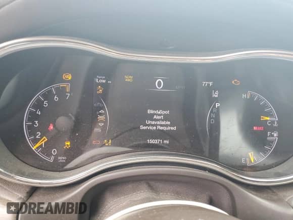 2017 Jeep Grand Cherokee Overland with VIN 1C4RJFCG8HC940430, listed as a Copart auction lot 68780995 with 150,371 mi miles and Salvage title. Bid and sale history available at DreamBid. Image 9.
