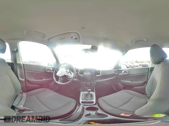 2022 Hyundai Venue SE z VIN KMHRB8A33NU148034, wystawiony jako Copart lot #71400505 z przebiegiem 101 833 mil mil oraz Szkoda całkowita • Salvage title. Historia ofert i sprzedaży dostępna na DreamBid. Obrazek 16.