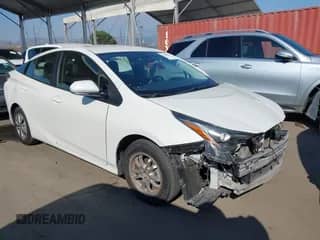 2018 Toyota Prius Two with VIN JTDKBRFUXJ3058120, listed as a IAAI auction lot 43289991 with 116,070 mi miles and . Bid and sale history available at DreamBid. Image 1.