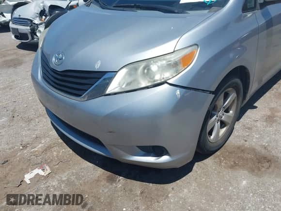 2013 Toyota Sienna LE AAS with VIN 5TDKK3DC5DS329370, listed as a IAAI auction lot 42820198 with 224,816 mi miles and . Bid and sale history available at DreamBid. Image 6.