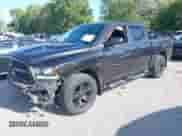 2017 Ram 1500 Sport z VIN 1C6RR7MT3HS796390, wystawiony jako IAAI lot #42701105 z przebiegiem 143 027 mil mil oraz . Historia ofert i sprzedaży dostępna na DreamBid. Obrazek 2.