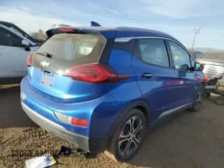 2017 Chevrolet Bolt EV Premier z VIN 1G1FX6S09H4158646, wystawiony jako Copart lot #76191363 z przebiegiem 52 174 mil mil oraz . Historia ofert i sprzedaży dostępna na DreamBid. Obrazek 3.