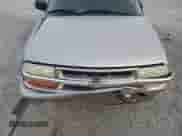 2003 Chevrolet Blazer LS с VIN 1GNCS13X53K148585, выставлен на аукционе Copart как лот 82339174 с пробегом 262 249 миль миль и Списание • Salvage title. История ставок и продаж доступна на DreamBid. Изображение 14.