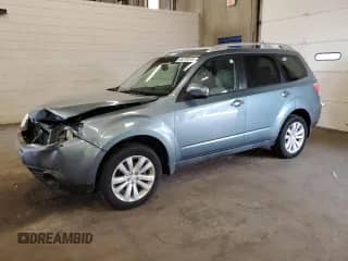 2012 Subaru Forester X Touring z VIN JF2SHAHC4CH468794, wystawiony jako Copart lot #65379515 z przebiegiem 176 446 mil mil oraz Szkoda całkowita • Salvage title. Historia ofert i sprzedaży dostępna na DreamBid. Obrazek 1.