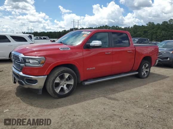2020 Ram 1500 Laramie z VIN 1C6RREJT6LN209969, wystawiony jako Copart lot #61631255 z przebiegiem 40 936 mil mil oraz Szkoda całkowita • Salvage title. Historia ofert i sprzedaży dostępna na DreamBid. Obrazek 1.