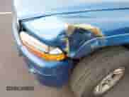 2003 Dodge Durango SLT z VIN 1D4HS48N43F567384, wystawiony jako IAAI lot #43325955 z przebiegiem 123 019 mil mil oraz . Historia ofert i sprzedaży dostępna na DreamBid. Obrazek 6.