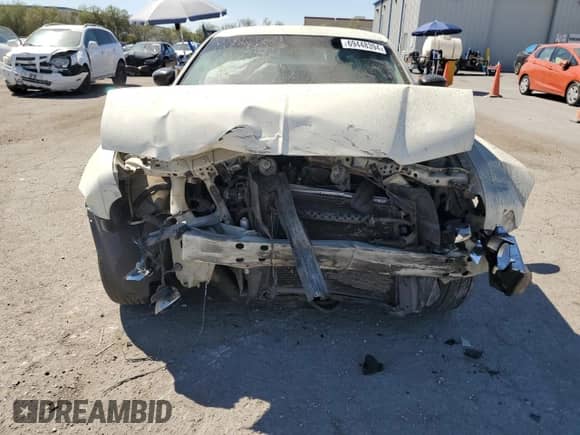 2008 Chrysler 300 LX with VIN 2C3KA43R38H127084, listed as a Copart auction lot 60160345 with 162,597 mi miles and Salvage title. Bid and sale history available at DreamBid. Image 5.