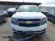 2018 Chevrolet Tahoe LT z VIN 1GNSKBKC6JR110772, wystawiony jako IAAI lot #42342467 z przebiegiem 110 517 mil mil oraz . Historia ofert i sprzedaży dostępna na DreamBid. Obrazek 12.