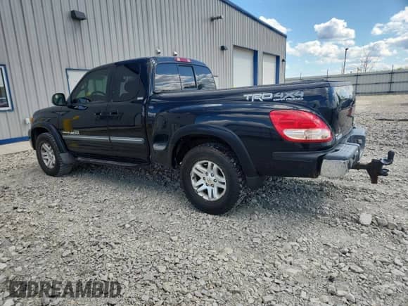 2004 Toyota Tundra SR5 z VIN 5TBBT44124S442610, wystawiony jako Copart lot #70451445 z przebiegiem 258 271 mil mil oraz Czysty tytuł • Clean title. Historia ofert i sprzedaży dostępna na DreamBid. Obrazek 2.