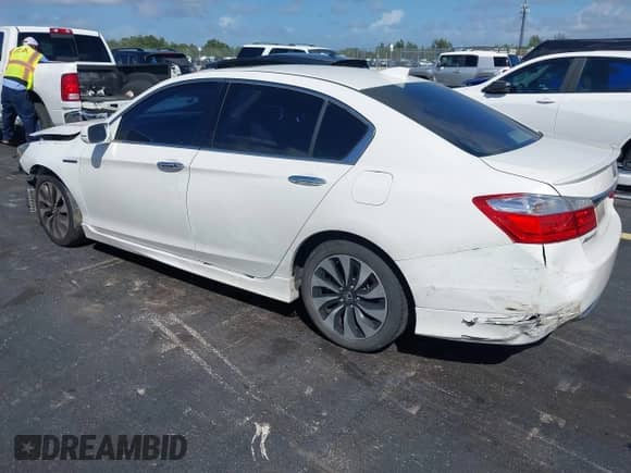 2015 Honda Accord Touring z VIN 1HGCR6F72FA005649, wystawiony jako IAAI lot #43378254 z przebiegiem 155 221 mil mil oraz . Historia ofert i sprzedaży dostępna na DreamBid. Obrazek 3.