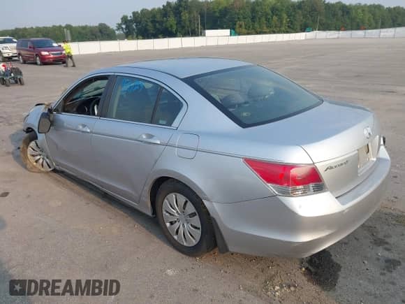 2009 Honda Accord LX с VIN 1HGCP26399A003946, выставлен на аукционе IAAI как лот 43154541 с пробегом Не указан миль и . История ставок и продаж доступна на DreamBid. Изображение 3.