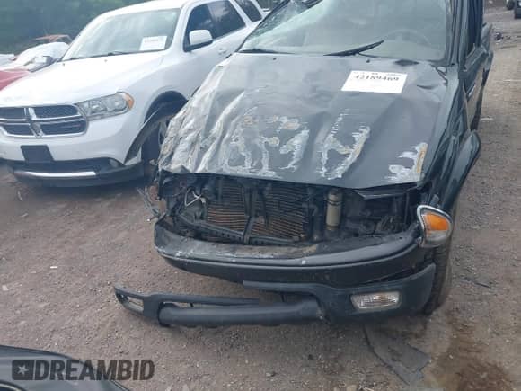 2004 Toyota Tacoma PreRunner z VIN 5TESM92N64Z318446, wystawiony jako IAAI lot #42189469 z przebiegiem 206 186 mil mil oraz . Historia ofert i sprzedaży dostępna na DreamBid. Obrazek 13.