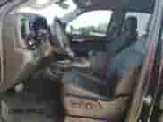 2024 Chevrolet Silverado 1500 z VIN 3GCPAEE86RG288574, wystawiony jako Copart lot #63547245 z przebiegiem 26 929 mil mil oraz Szkoda całkowita • Salvage title. Historia ofert i sprzedaży dostępna na DreamBid. Obrazek 7.