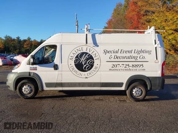 2017 Ram ProMaster Cargo with VIN 3C6TRVDG1HE549644, listed as a IAAI auction lot 43503802 with 173,745 mi miles and . Bid and sale history available at DreamBid. Image 14.