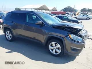 2019 Jeep Compass Latitude с VIN 3C4NJCBB2KT855422, выставлен на аукционе IAAI как лот 43386017 с пробегом 89 435 миль миль и . История ставок и продаж доступна на DreamBid. Изображение 1.
