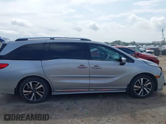 2018 Honda Odyssey Elite с VIN 5FNRL6H94JB048754, выставлен на аукционе IAAI как лот 42654800 с пробегом 148 358 миль миль и . История ставок и продаж доступна на DreamBid. Изображение 13.